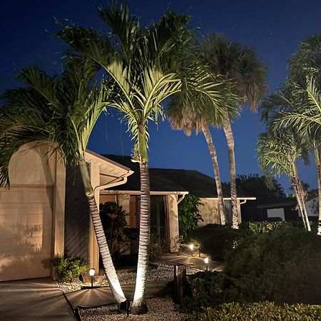 Pool Home With A New Sparkling Pool, Close To Beach, Lovely Lake View North Naples Eksteriør bilde