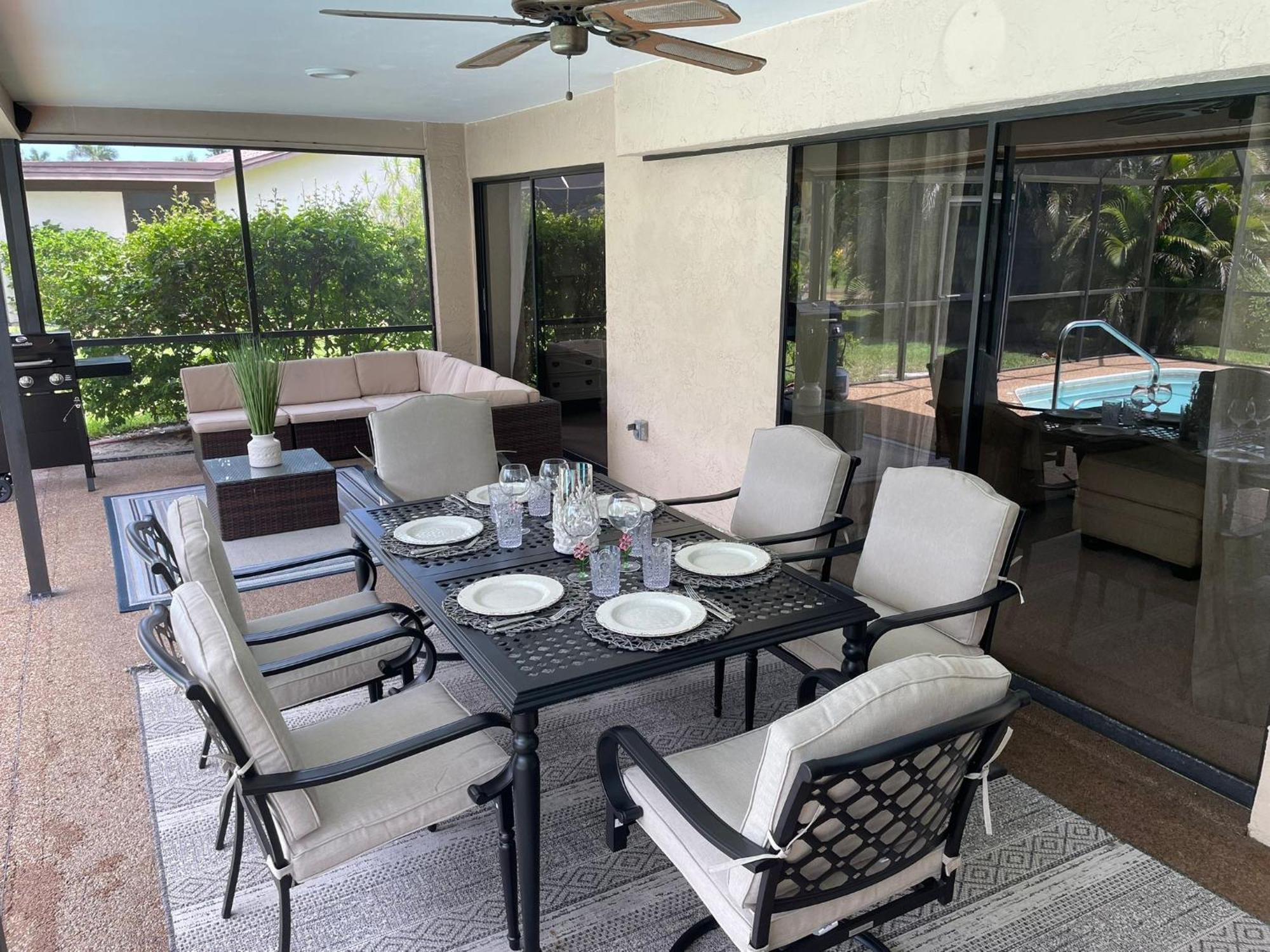 Pool Home With A New Sparkling Pool, Close To Beach, Lovely Lake View North Naples Eksteriør bilde